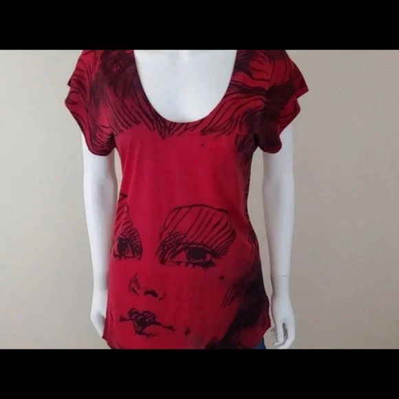 Alice in Wonderland Queen tee. - Picture 4 of 6